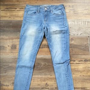 American eagle light wash stretch skinny jeans
